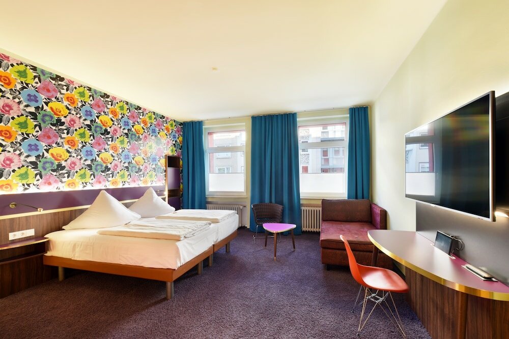 Фото 146038874193