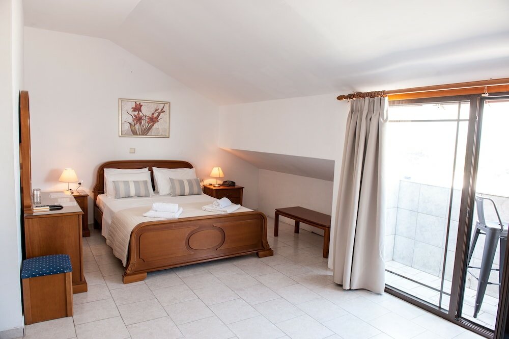 Фото Golden Beach Agiocampos Hotel