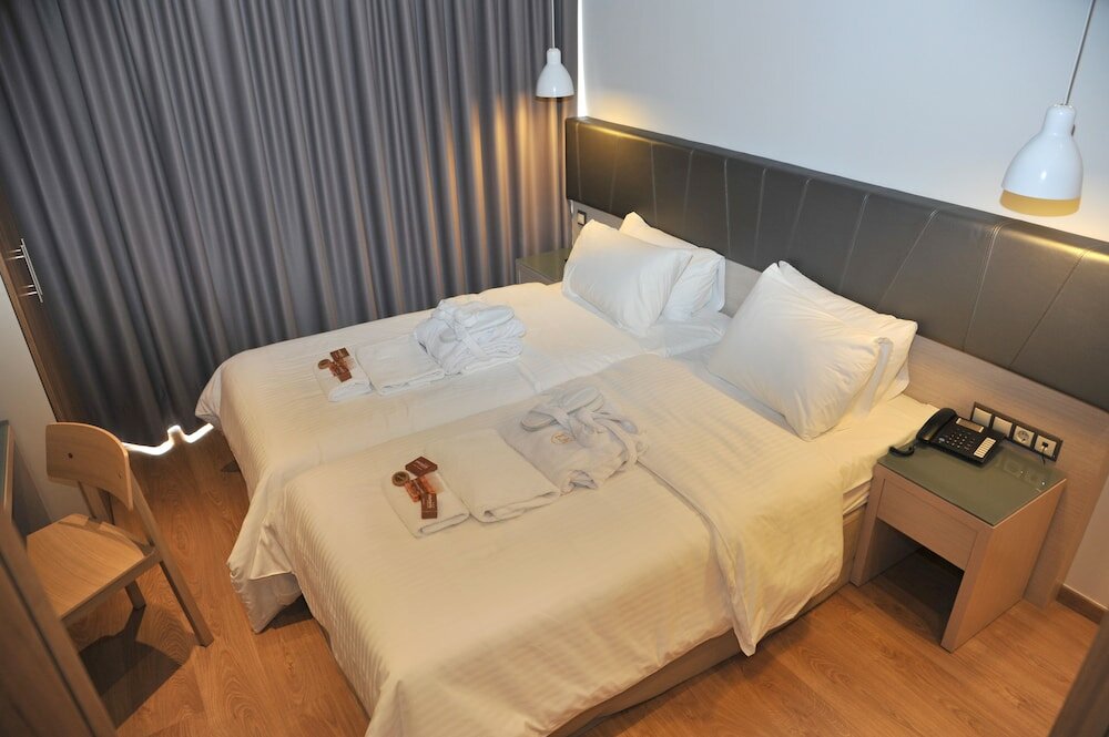 Фото Elements Rooms and Apartments