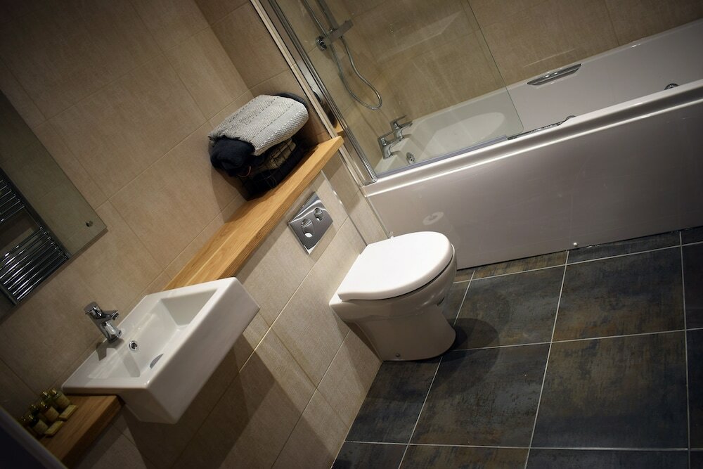 Фото The Horse & Jockey Wessington