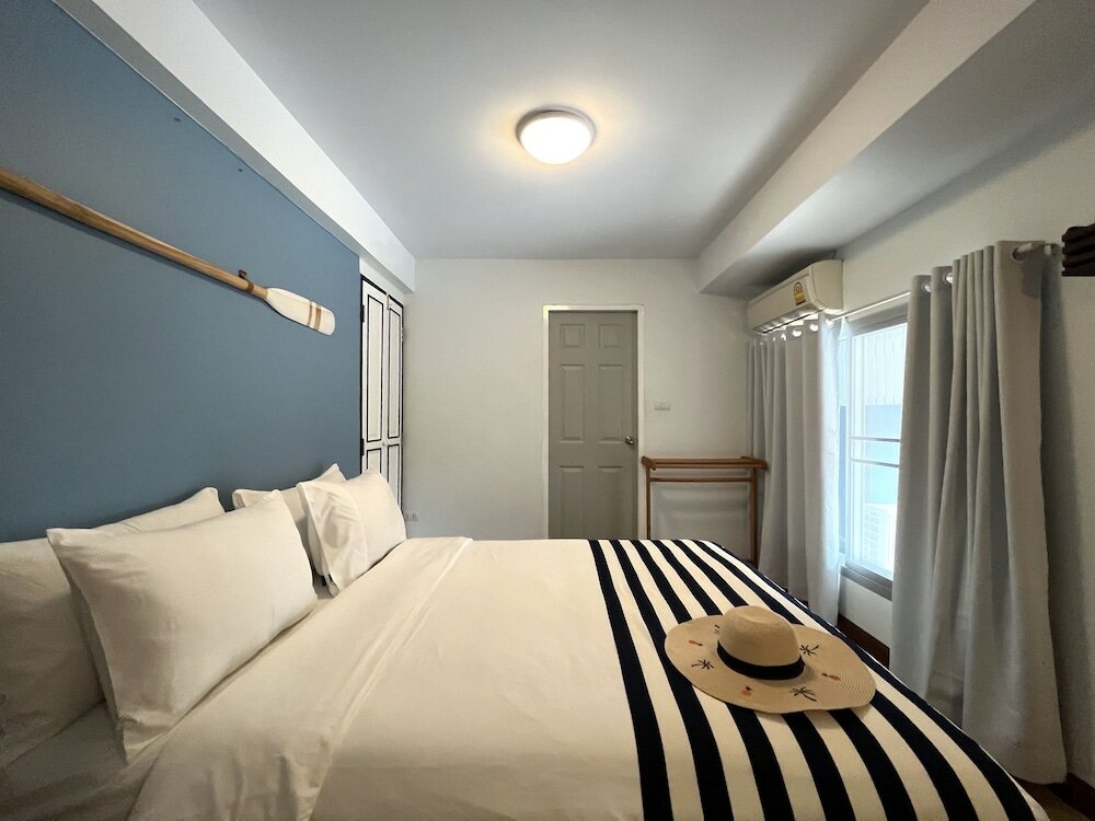 Фото Nautical Home Bed & Breakfast Khaolak