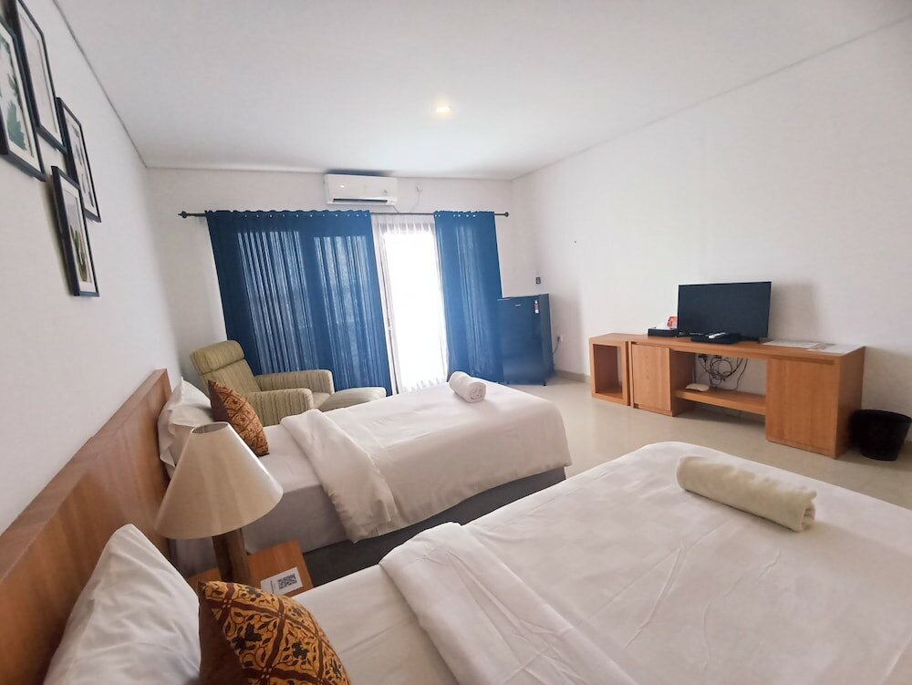 Фото Abian Harmony Hotel