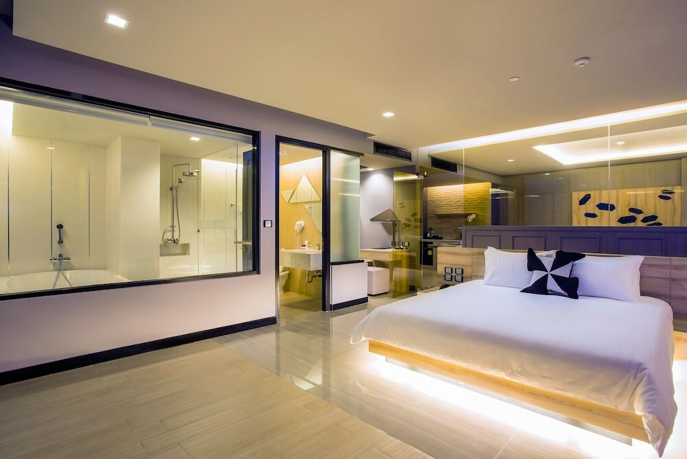 Фото Tsix5 Phenomenal Hotel Pattaya