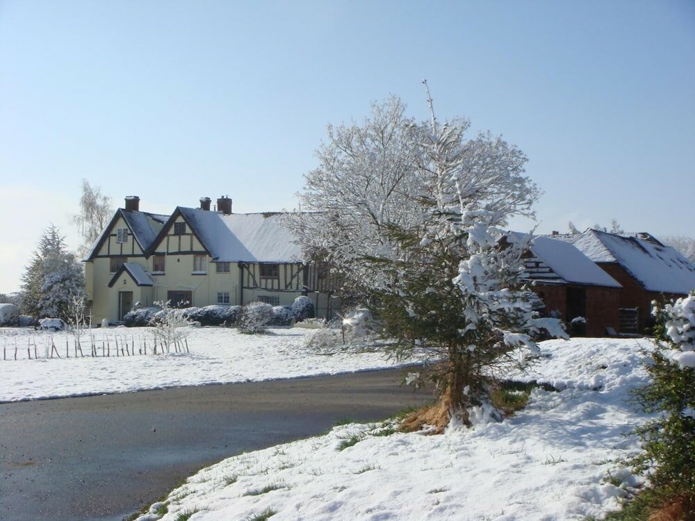 Фото Wootton Park