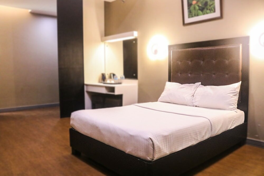 Фото Lucky 9 Budget Hotel