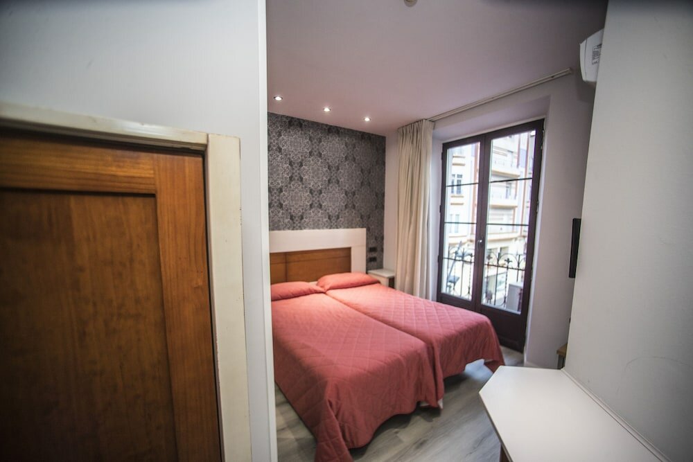 Фото Hostal Centro Soria