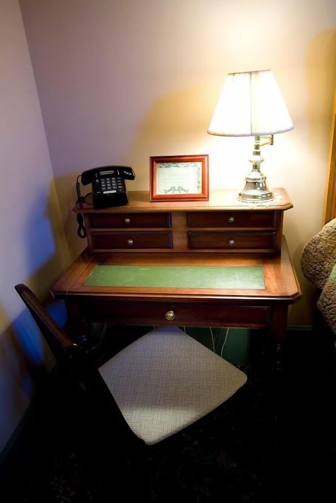 Фото The Weinhard Hotel