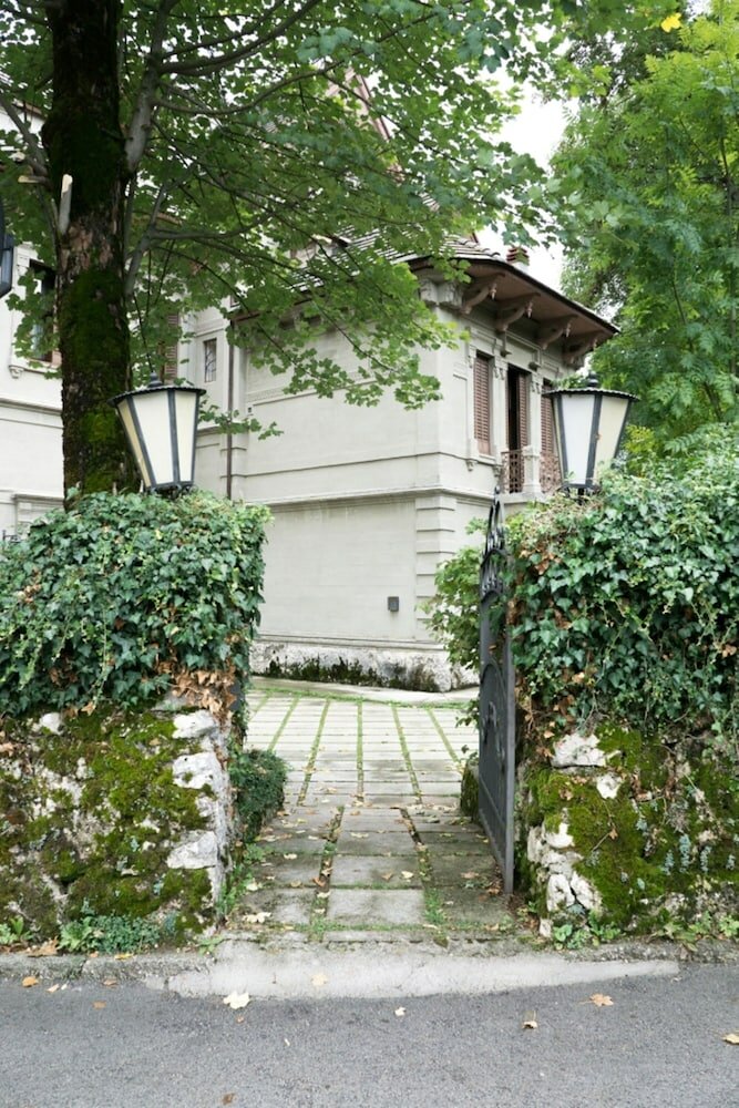 Фото Hotel Villa Mon Repos