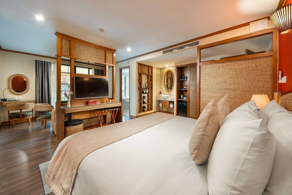 Фото Mk Premier Boutique Hotel