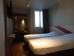 Ibis budget Antony Massy (Antony, Rue Marcellin Berthelot, 11), hotel