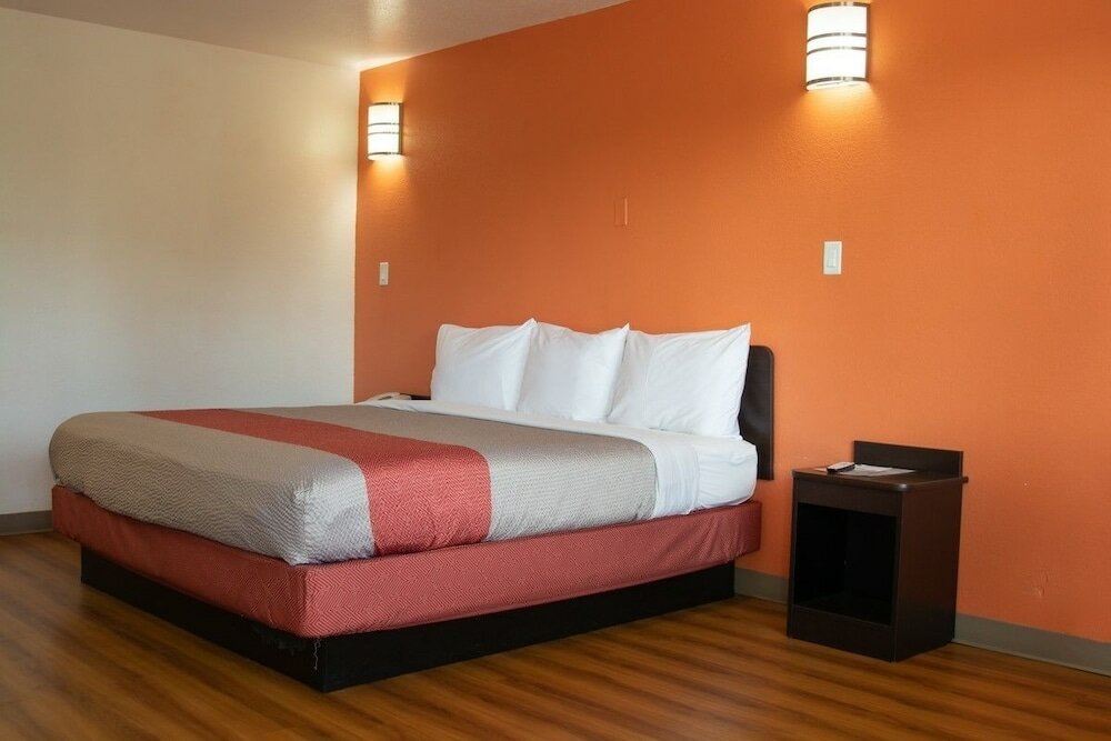 Фото Motel 6 Brinkley, Ar