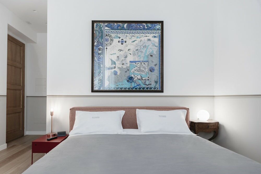 Фото Euterpe L. H. T.