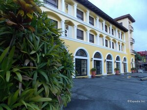 Гостиница Planta Centro Bacolod Hotel & Residences