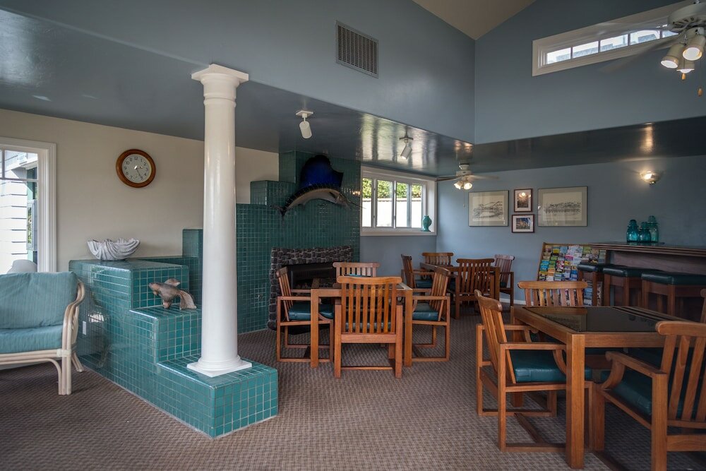 Фото Wave Crest Resort