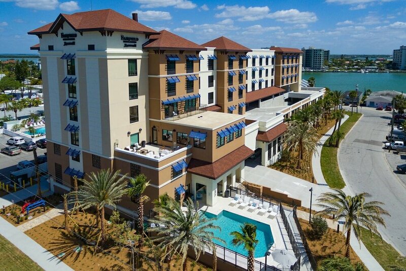 Гостиница Fairfield Inn & Suites by Marriott Clearwater Beach