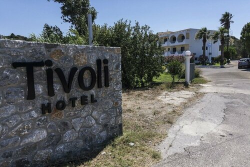 Внешний вид отеля Tivoli Hotel в Фалираках, фото 2