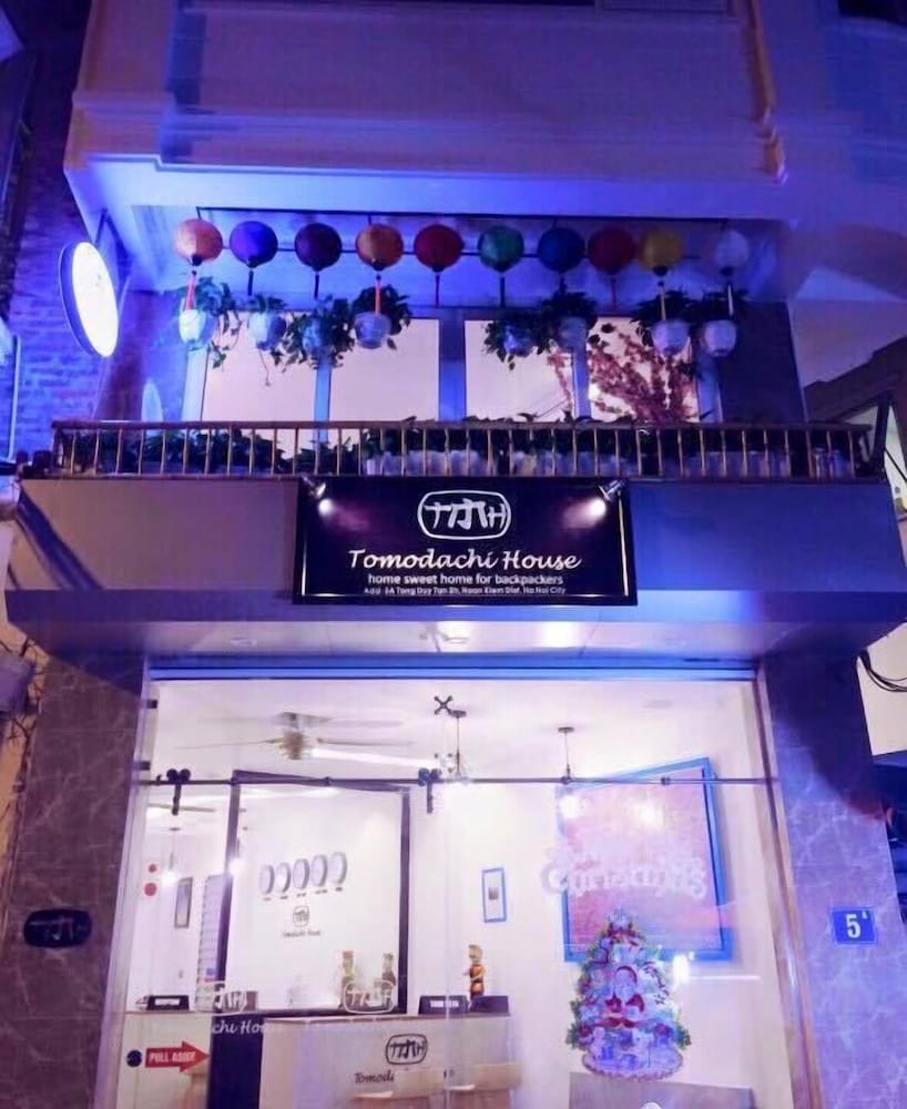 Фото Tomodachi House