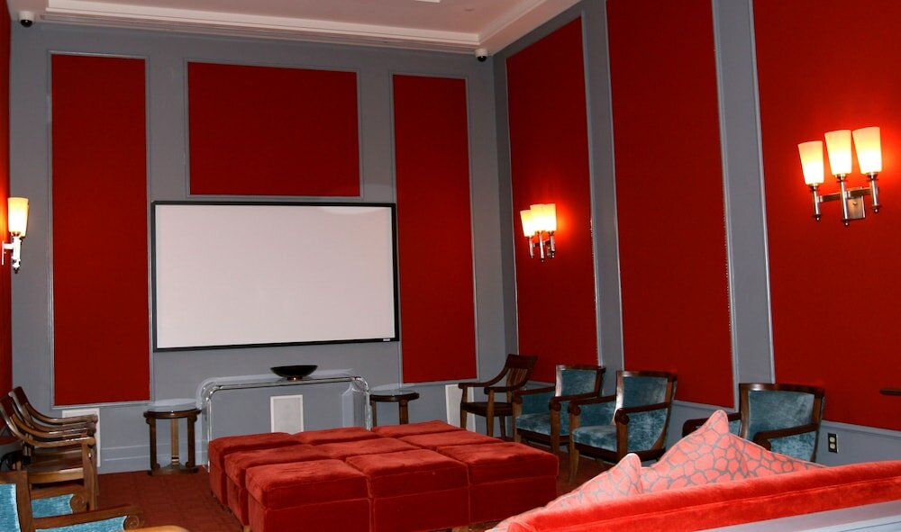 Фото Instrata by Executive Apartments