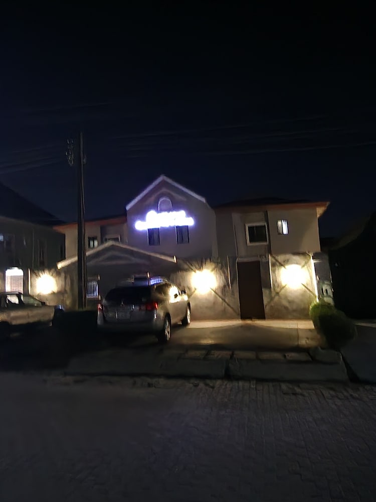 Фото Preserve Apartments and Suites