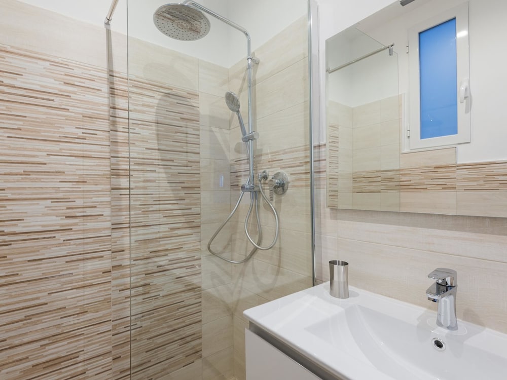 Фото Rsh Vatican Bright Two Bedroom Apartment