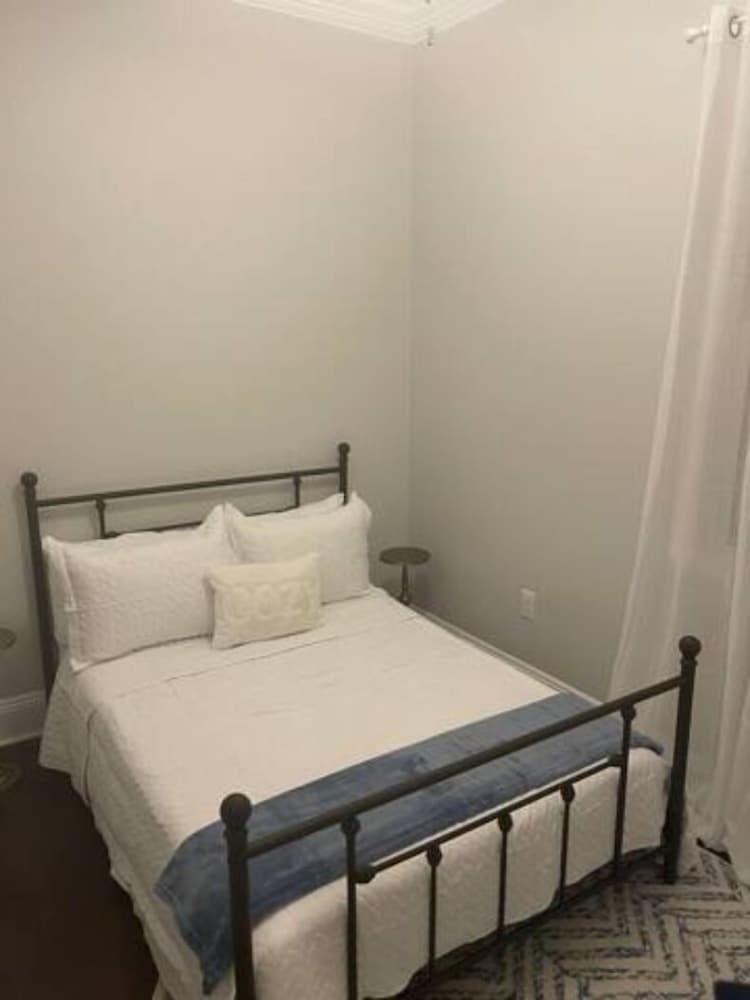 Фото Stylish Stay Haven 6