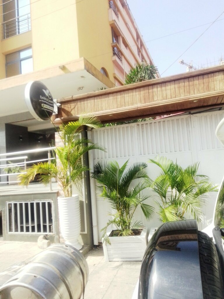 Bar, pub Quintal's Bar Cassenda, Loanda, photo