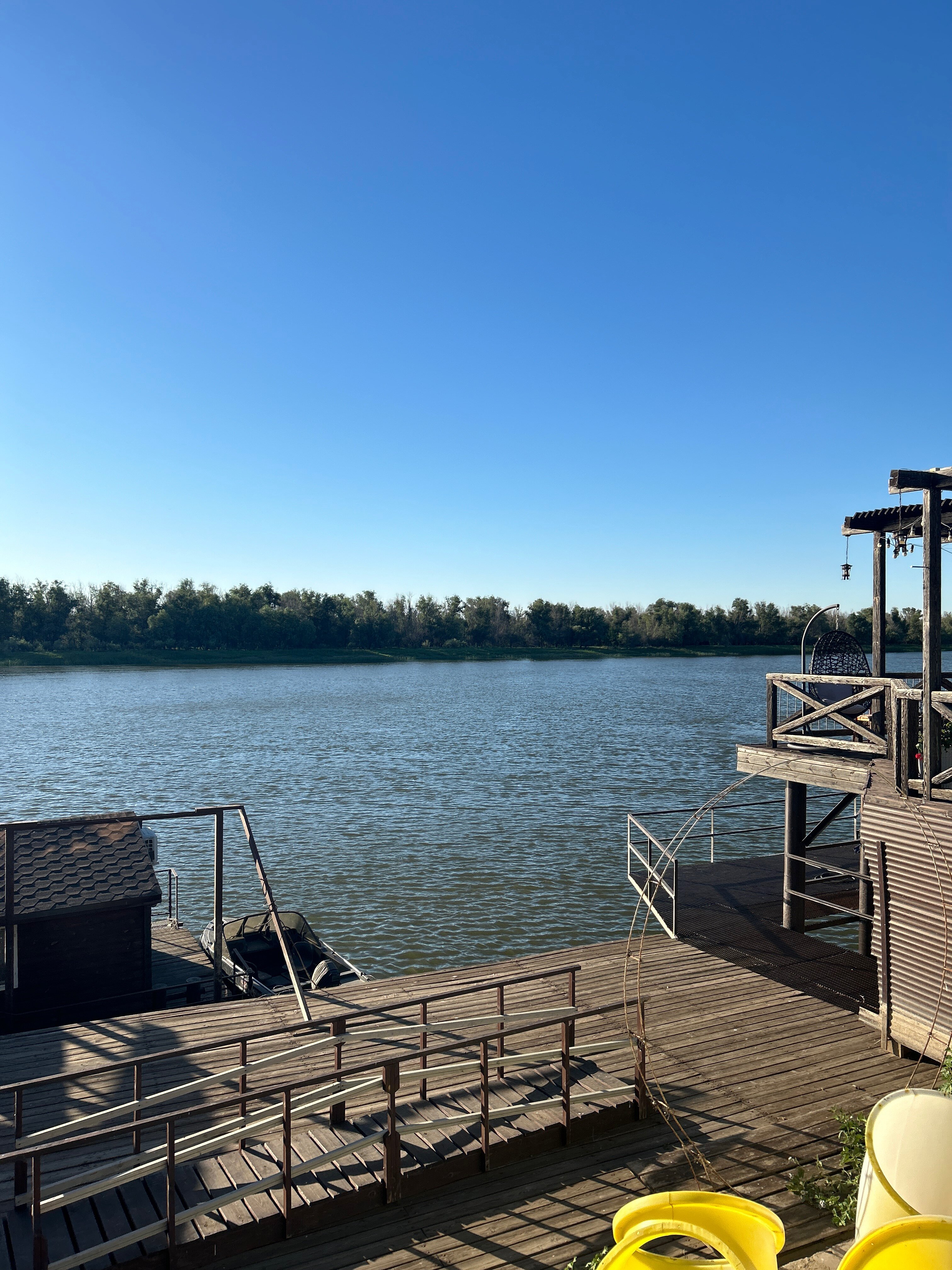 Фото Атмосфера