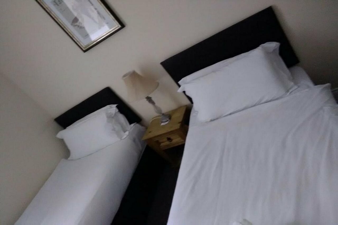 Фото Waverley Guest House