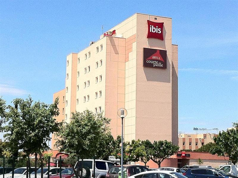 Фото Ibis Marseille Provence Aeroport