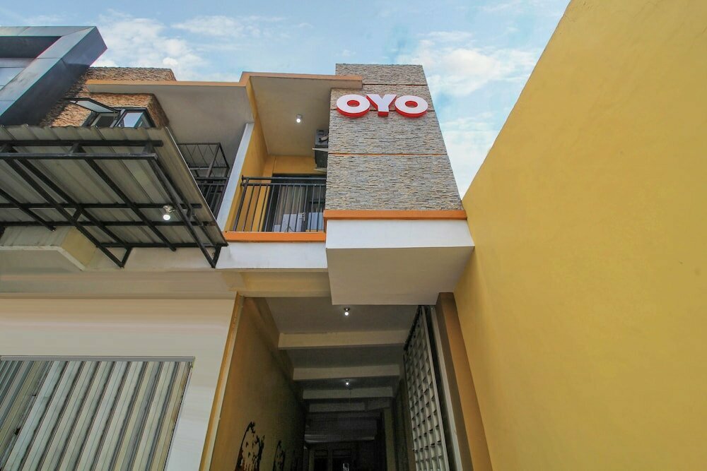 Hotel Oyo 179 68 Residence, Surabaya, photo