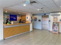 Фото Redwings Lodge Wolverhampton