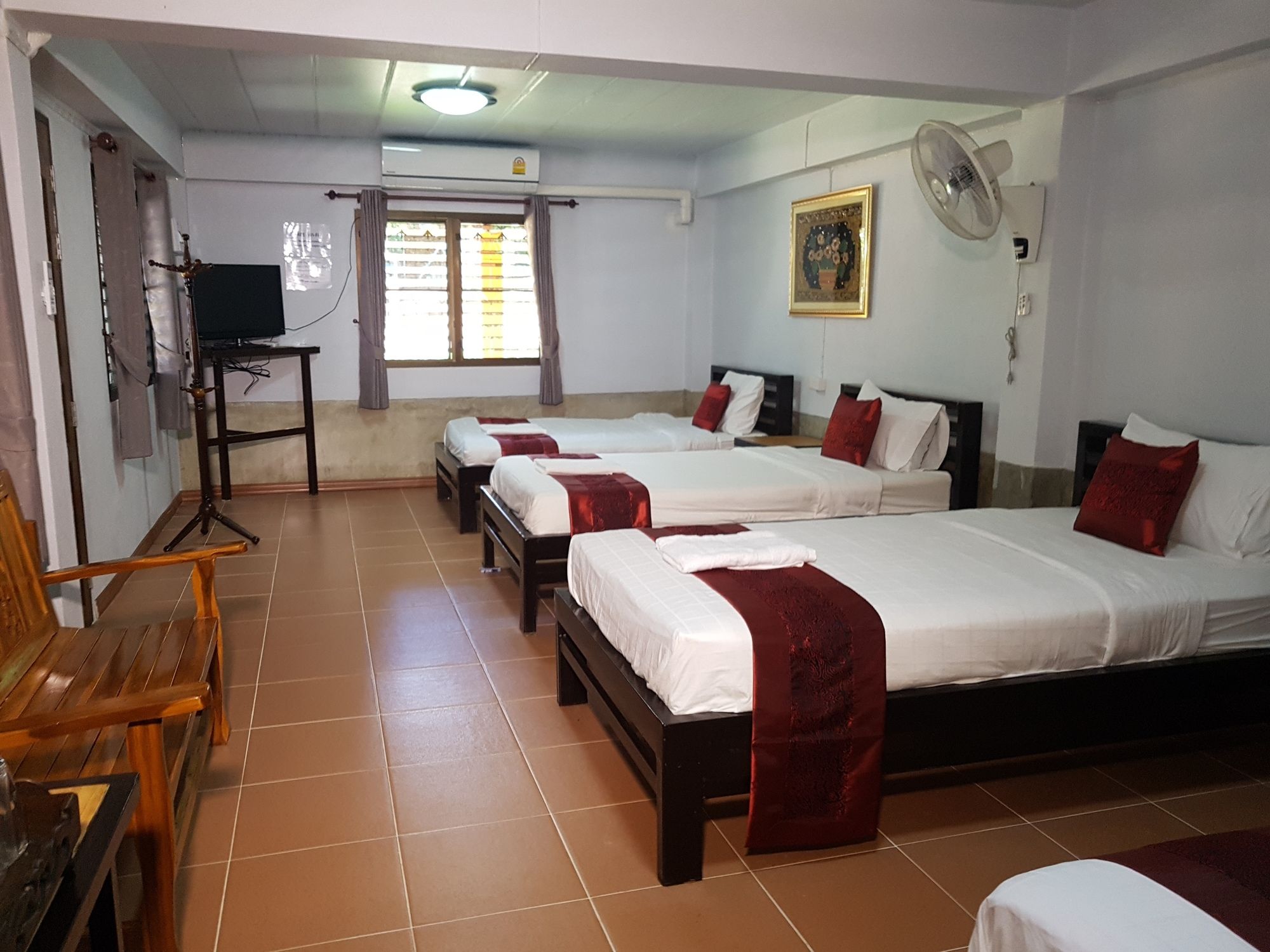 Фото Banphu Montalang Resort