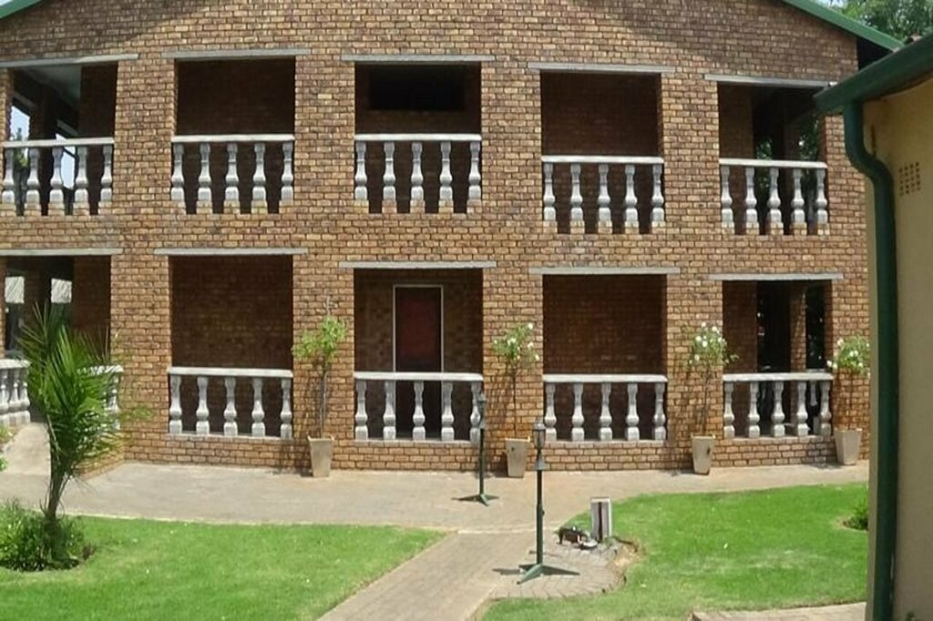 Hotel Emerald Guesthouse, Kempton Park, photo