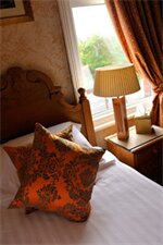 Фото Howarth House Apartments