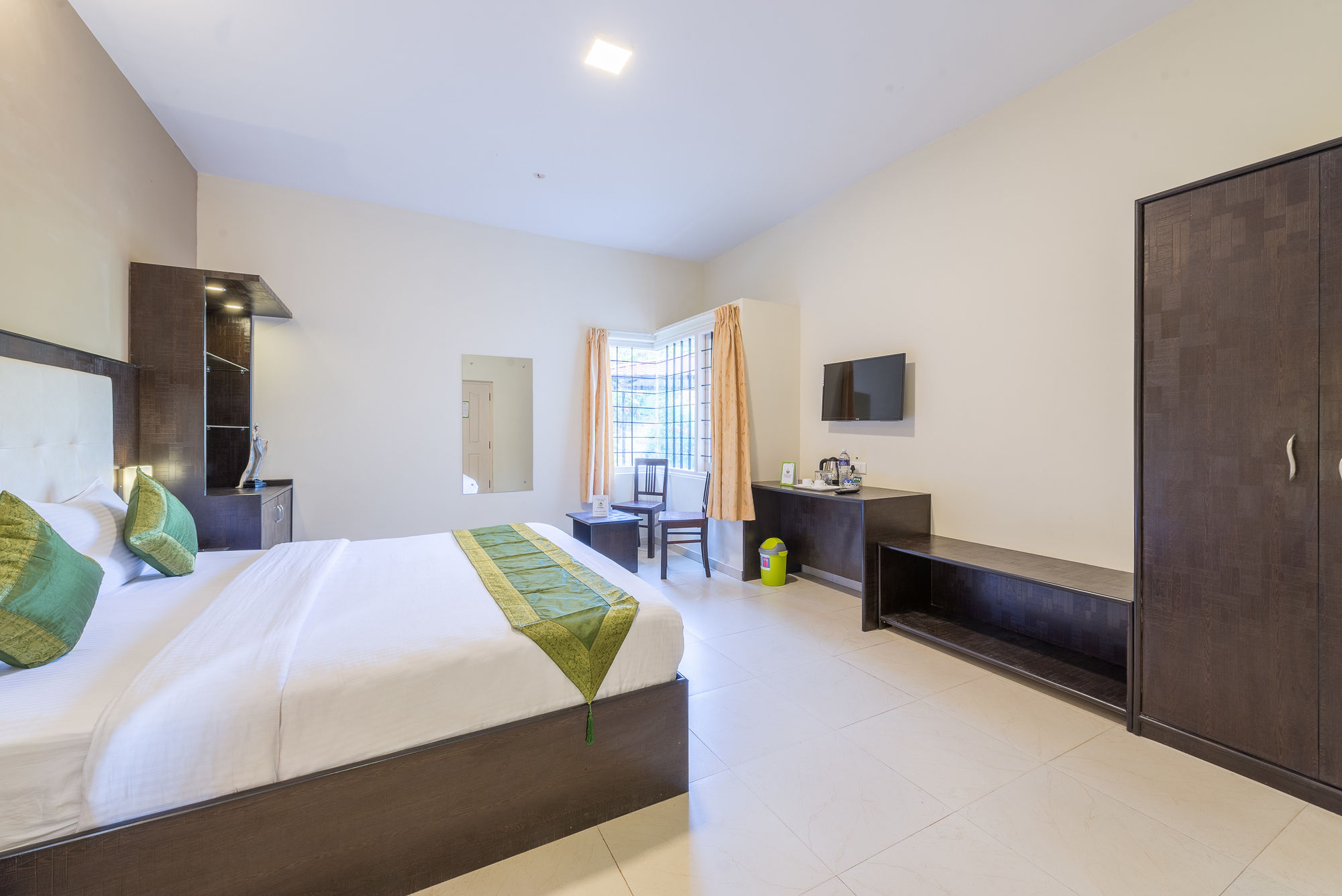 Фото Treebo Trend Whispering Meadows