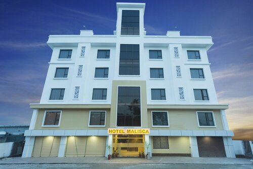 Гостиница Hotel Malisca And Banquets в Западной Бенгалии