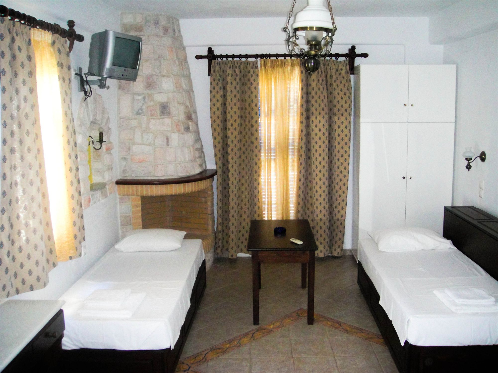 Фото Maistrali Studios & Apartments