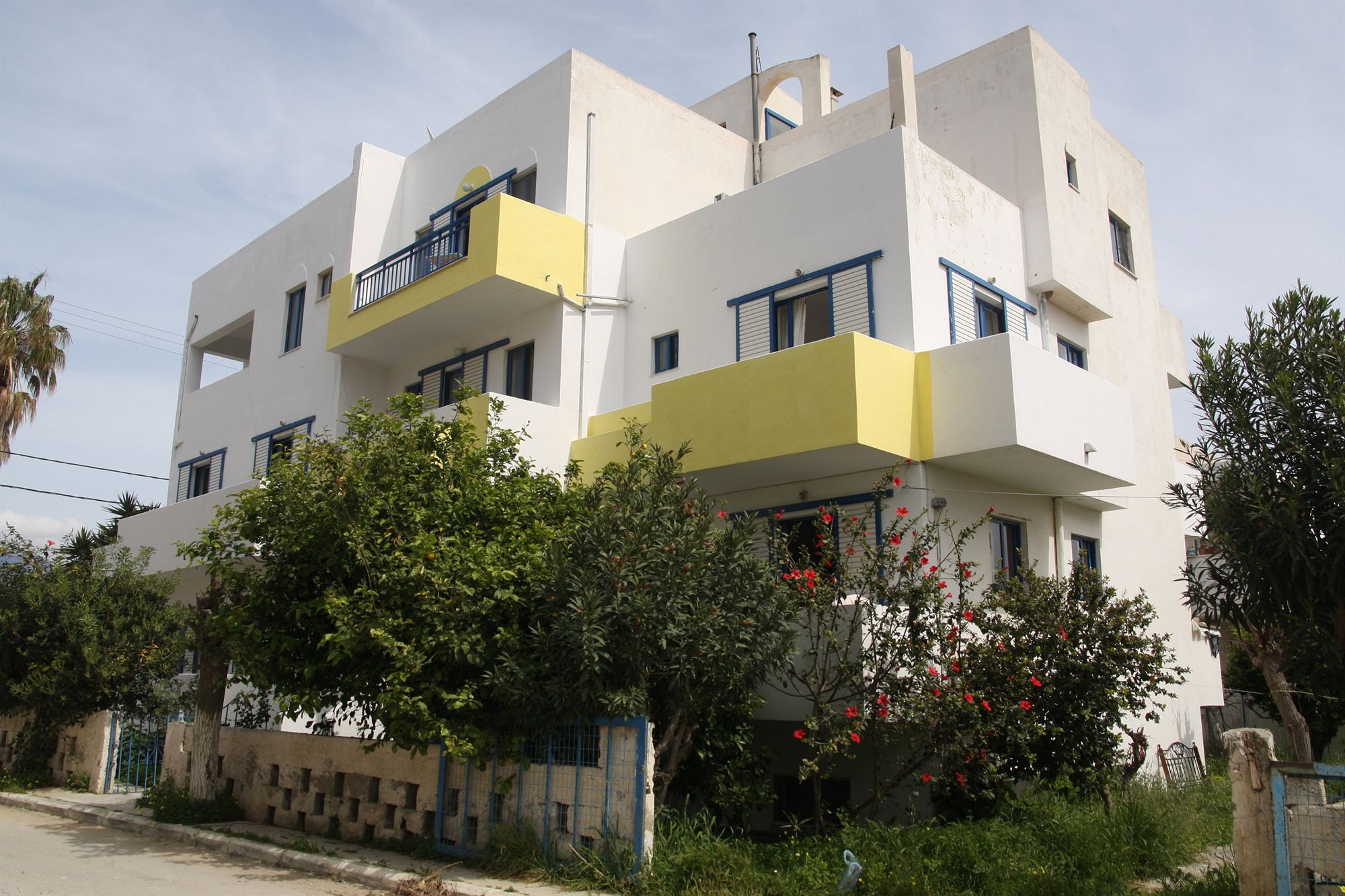 Фото Kaloxenia Apartments