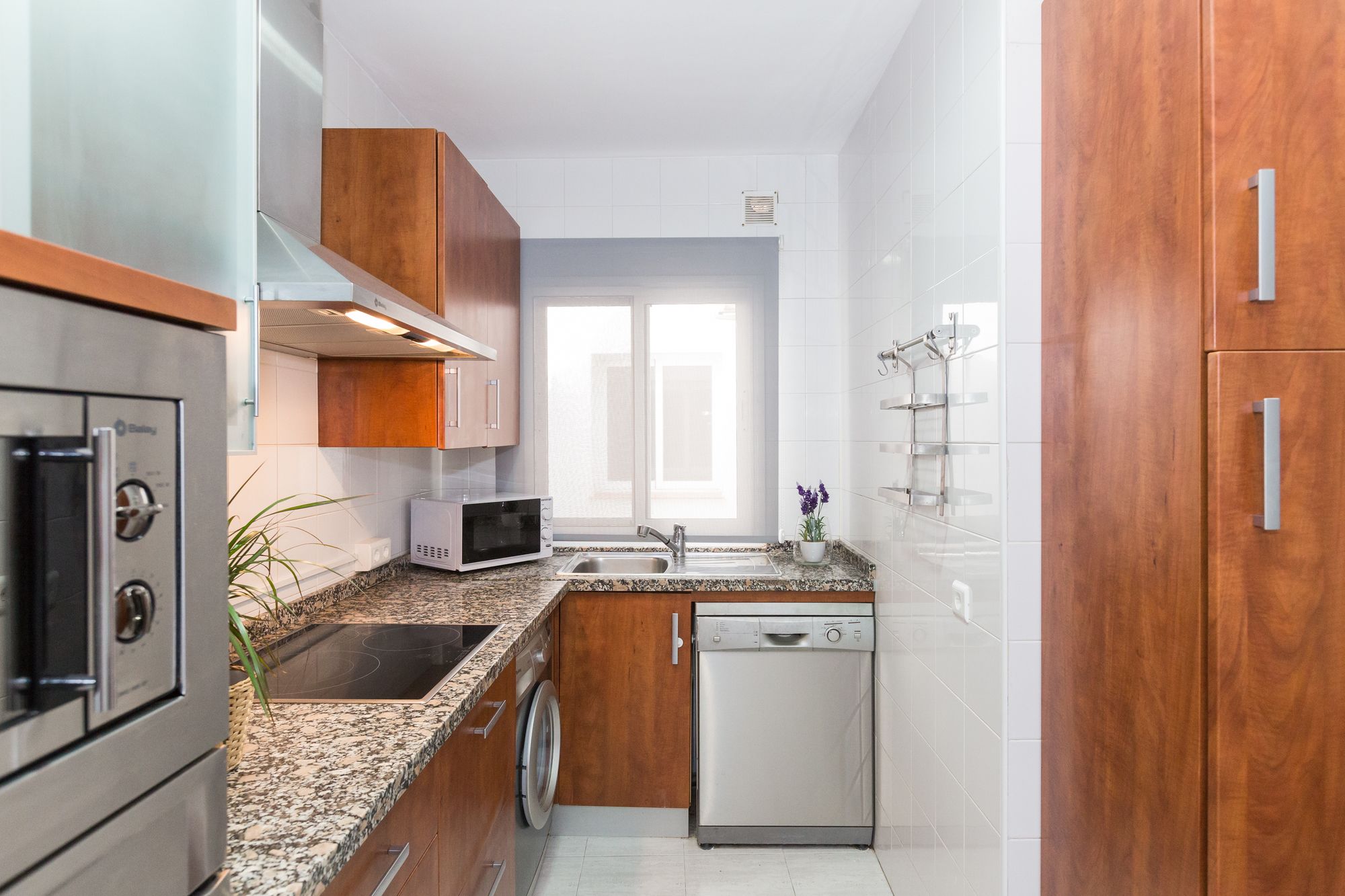 Фото Suncity Plaza Apartments