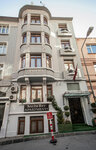Salim Bey Apartments (Istanbul, Sisli, Harbiye Neighborhood, Pope Roncalli Street, 19) ، فندق