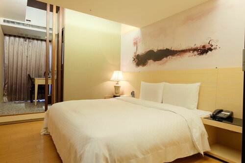 Гостиница Talmud Hotel Gongyuan в Тайчжуне