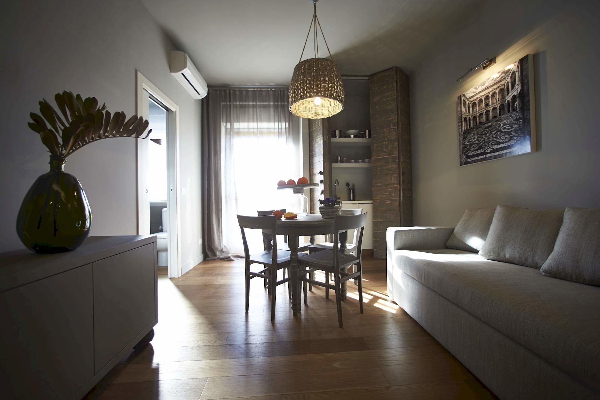 Фото Ferrini Home - Etnea Portrait