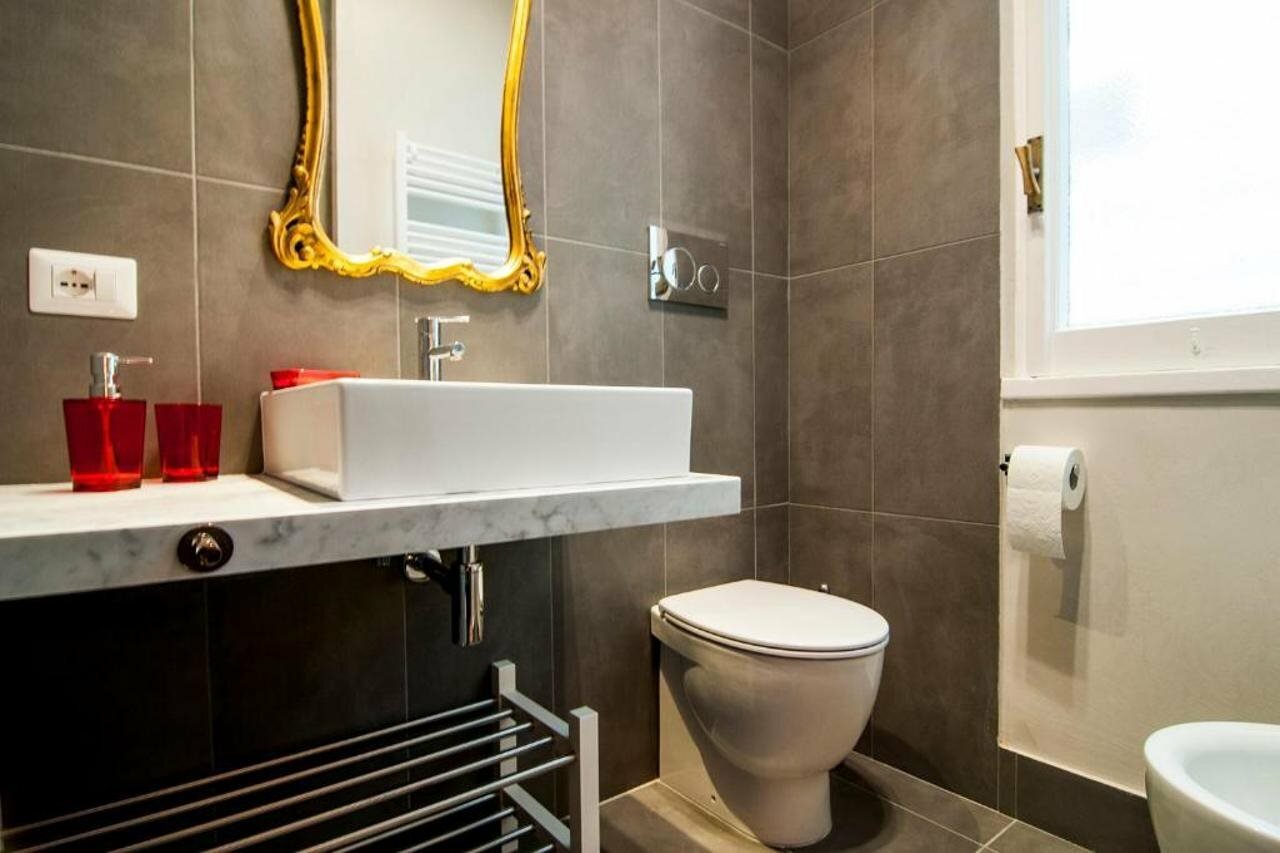 Фото San Pietro Bright Apartment