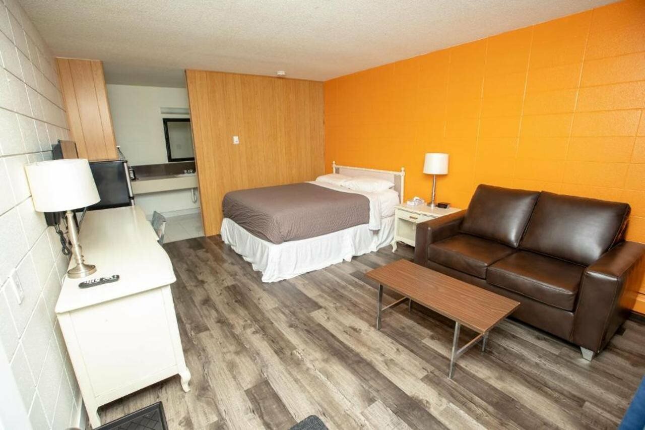 Фото Motel 6 Camrose, Ab