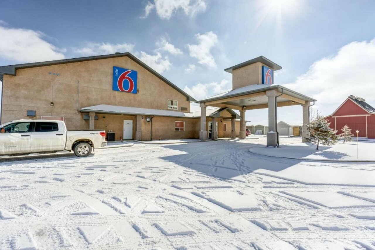 Фото Motel 6 Innisfail Ab