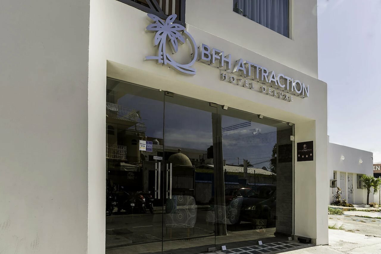 Фото отеля 2