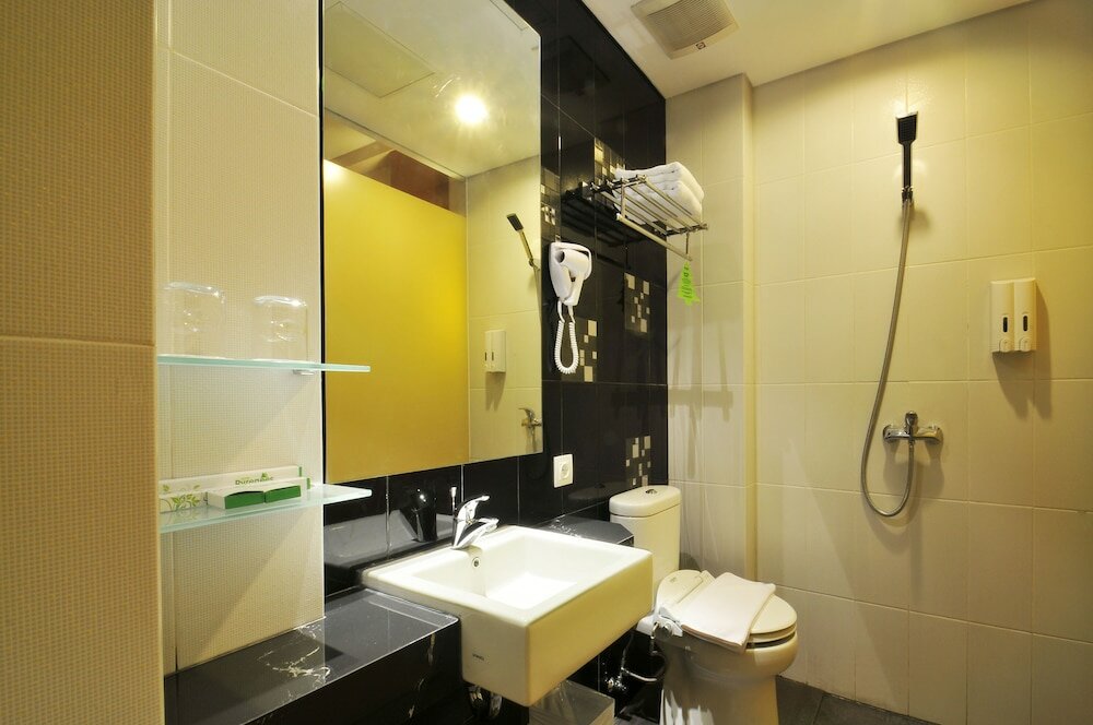 Фото Hotel Pyrenees