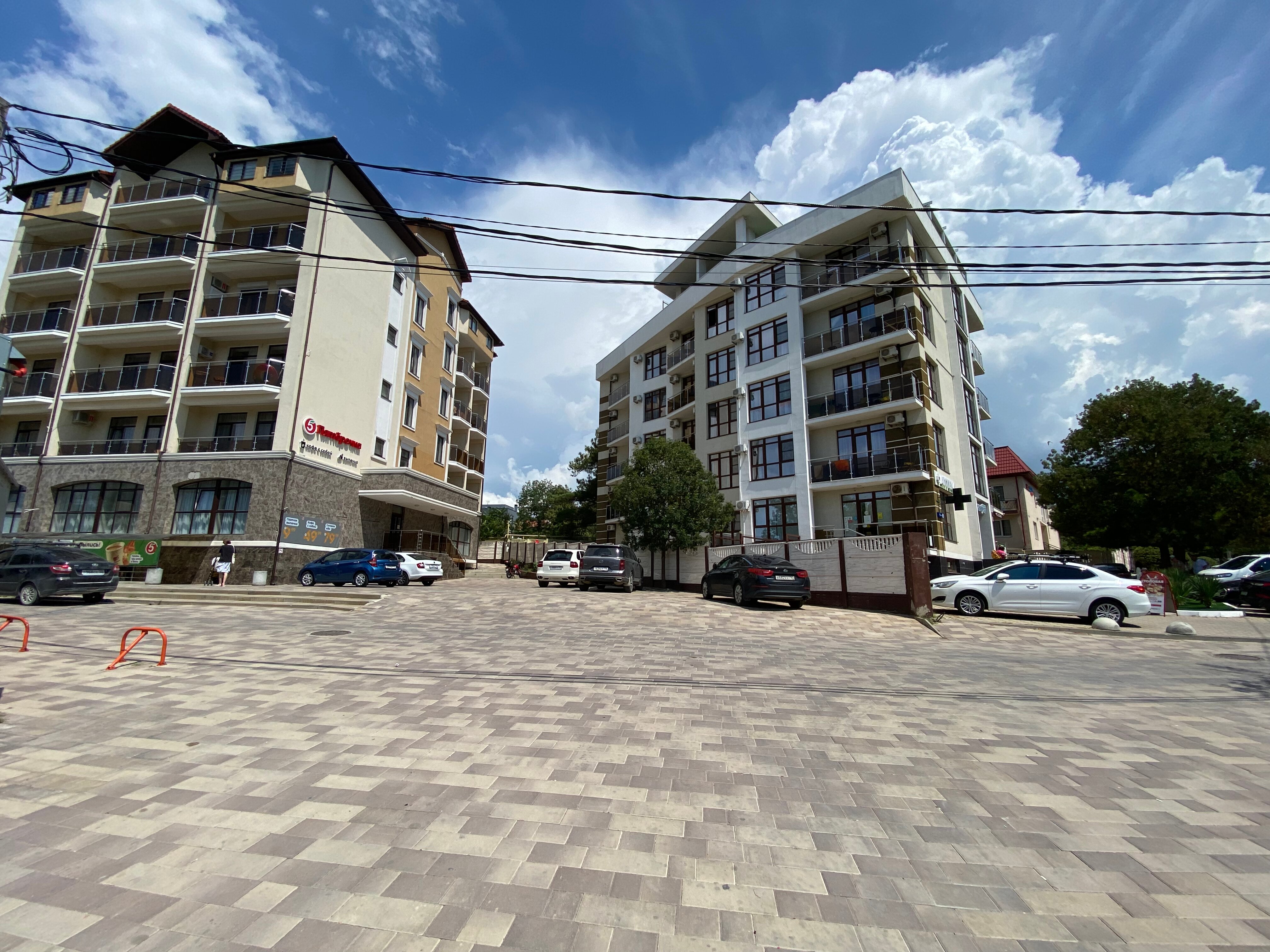 Фото отеля 2