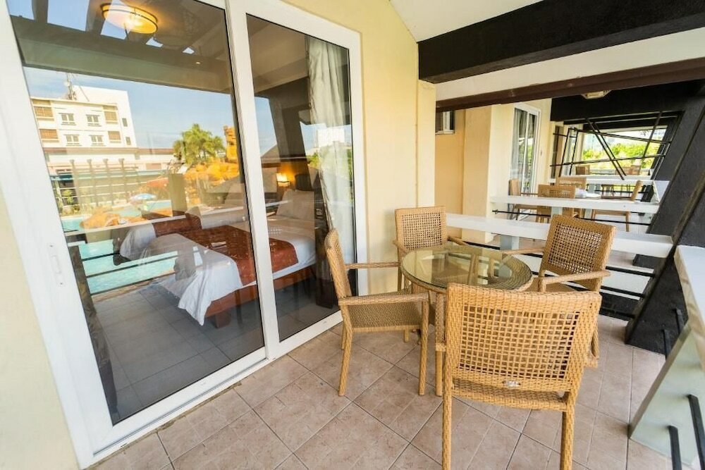 Фото Mo2 Westown Hotel Iloilo