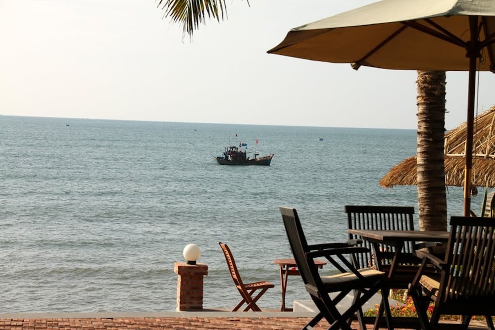 Фото Lotus Village Resort Mui Ne